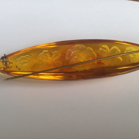 Vintage Chanel Brooch - Picture 6 of 9